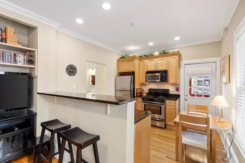 561 Broadway #C1, Somerville, MA 02145 photo 12