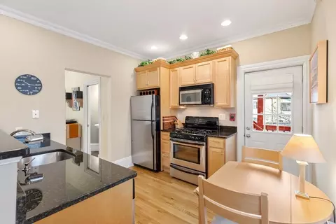 561 Broadway #C1, Somerville, MA 02145 photo 13