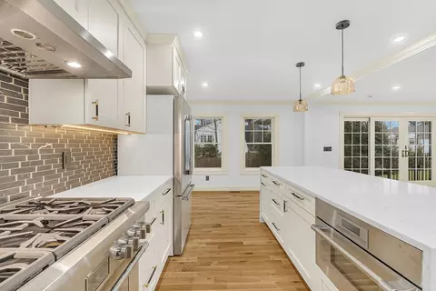 25 Shaw Rd, Wellesley, MA 02481 photo 7