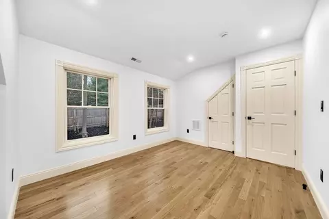 25 Shaw Rd, Wellesley, MA 02481 photo 19