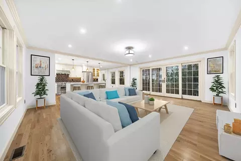 25 Shaw Rd, Wellesley, MA 02481 photo 3