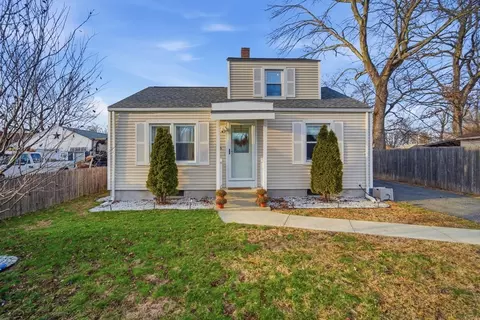 26 Cuff Ave, Springfield, MA 01104