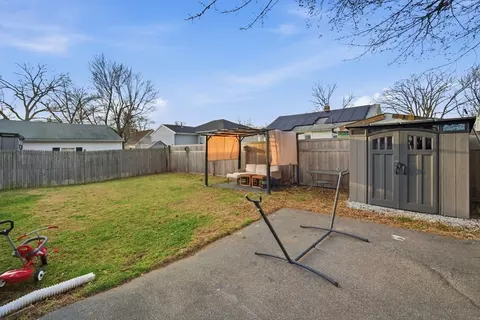 Exterior - 26 Cuff Ave, Springfield, MA 01104 photo 3 of 4