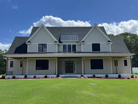 12 Cranberry Meadow Way, North Reading, MA 01864