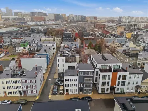 528 E 3rd St #2, Boston, MA 02127 photo 36
