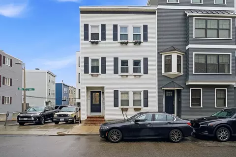 528 E 3rd St #2, Boston, MA 02127 photo 27