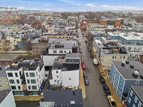 528 E 3rd St #2, Boston, MA 02127 photo 35