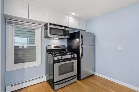 528 E 3rd St #2, Boston, MA 02127 photo 5