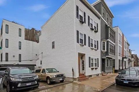 528 E 3rd St #2, Boston, MA 02127 photo 31
