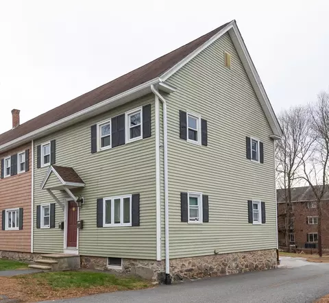 29 Mill St #B, Dracut, MA 01826