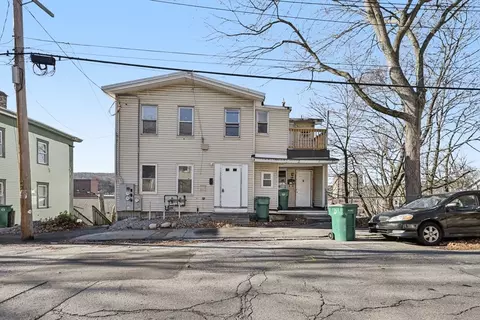 43 Pleasant St, Fitchburg, MA 01420