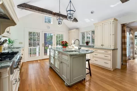 121 Cherry Brook Rd, Weston, MA 02493 photo 11