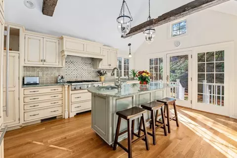 121 Cherry Brook Rd, Weston, MA 02493 photo 12