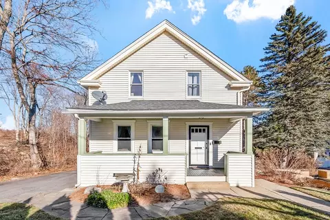 49 E Mountain St, Worcester, MA 01606 photo 2