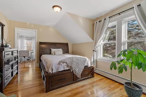 49 E Mountain St, Worcester, MA 01606 photo 16