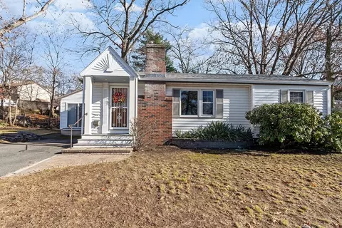 131 Den Quarry Rd, Lynn, MA 01904