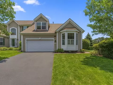 51 Heather Ln #51, Stow, MA 01775