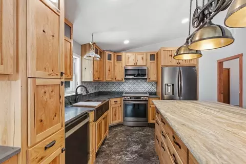 235 Crouch Rd, West Brookfield, MA 01585 photo 6