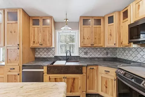 235 Crouch Rd, West Brookfield, MA 01585 photo 7