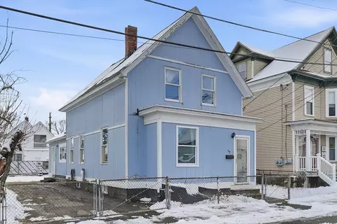 59 Fay St, Lowell, MA 01852