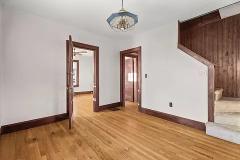 861 Grattan St, Chicopee, MA 01020 photo 10