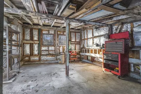 861 Grattan St, Chicopee, MA 01020 photo 41