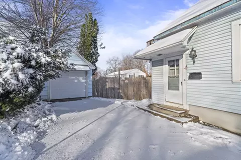 861 Grattan St, Chicopee, MA 01020 photo 31
