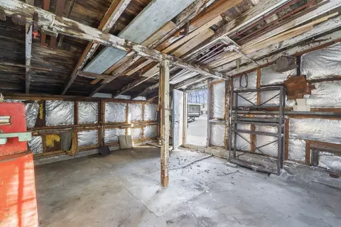 861 Grattan St, Chicopee, MA 01020 photo 40