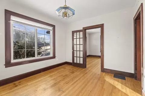 861 Grattan St, Chicopee, MA 01020 photo 8