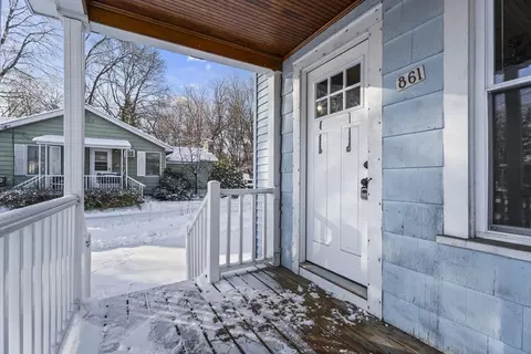 861 Grattan St, Chicopee, MA 01020 photo 6