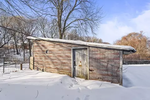861 Grattan St, Chicopee, MA 01020 photo 39