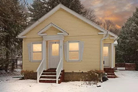 Exterior - 21 Healy Rd, Worcester, MA 01603 photo 2 of 8