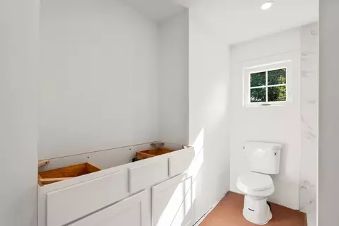 Bath - 28 Waltham St #A, Maynard, MA 01754 photo 1 of 3