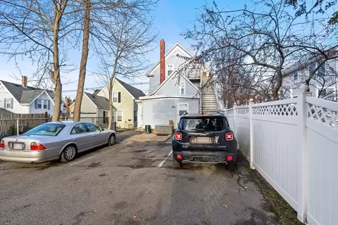 Exterior - 196 Washington St, Gloucester, MA 01930 photo 6 of 6