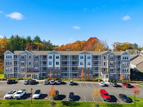401 Emery Ln #304, Sudbury, MA 01776
