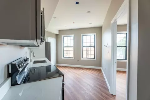 13 Nahant St #2D, Lynn, MA 01902
