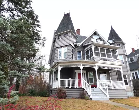 298 Main St, Indian Orchard, MA 01151