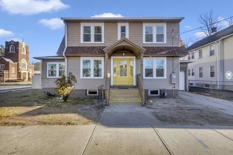 3 Norfolk St, Springfield, MA 01109