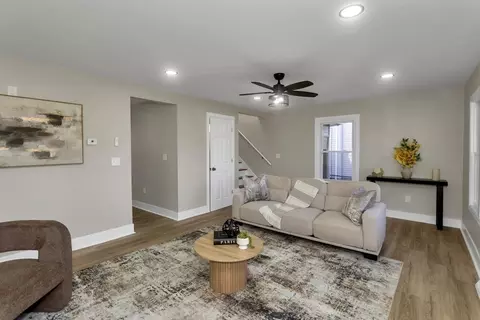 Living - 3 Norfolk St, Springfield, MA 01109 photo 1 of 3