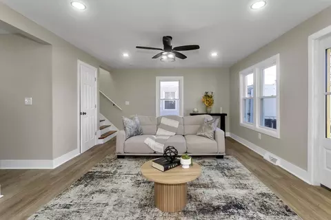 Living - 3 Norfolk St, Springfield, MA 01109 photo 2 of 3