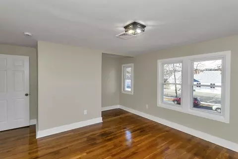 Bedroom - 3 Norfolk St, Springfield, MA 01109 photo 1 of 9