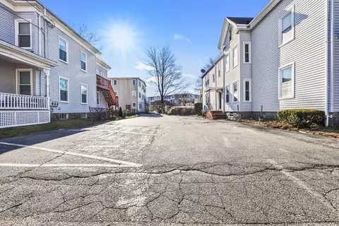 4 Butler Ave, Danvers, MA 01923 photo 4