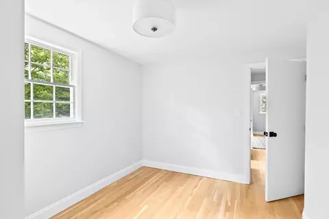 Bedroom - 14 Spring St, Hingham, MA 02043 photo 3 of 3