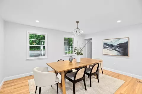 Dining - 14 Spring St, Hingham, MA 02043 photo 2 of 4