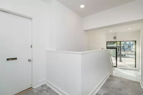 Entry Way - 1620 Beacon St, Brookline, MA 02446 photo 1 of 2