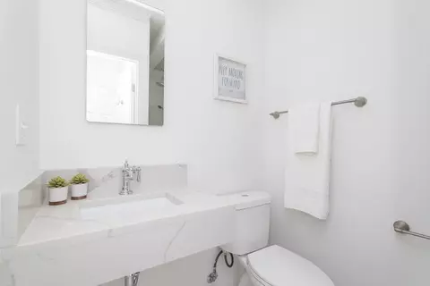 Bath - 1620 Beacon St, Brookline, MA 02446 photo 5 of 5
