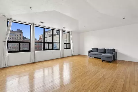 531 Main St #403M, Worcester, MA 01608 photo 3