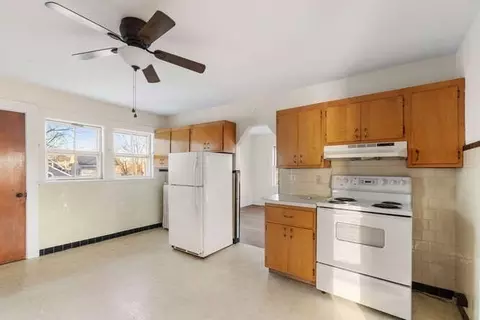 13 Highland St, Wakefield, MA 01880 photo 16