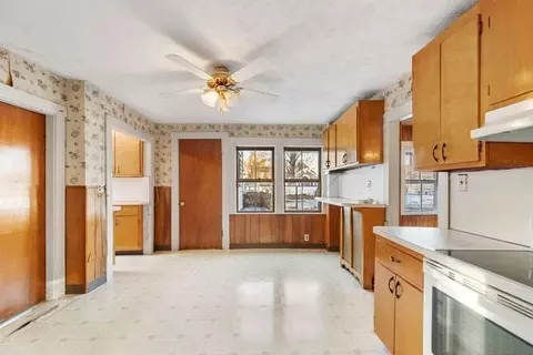 13 Highland St, Wakefield, MA 01880 photo 6
