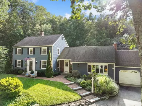 156 Newell Rd, Holden, MA 01520